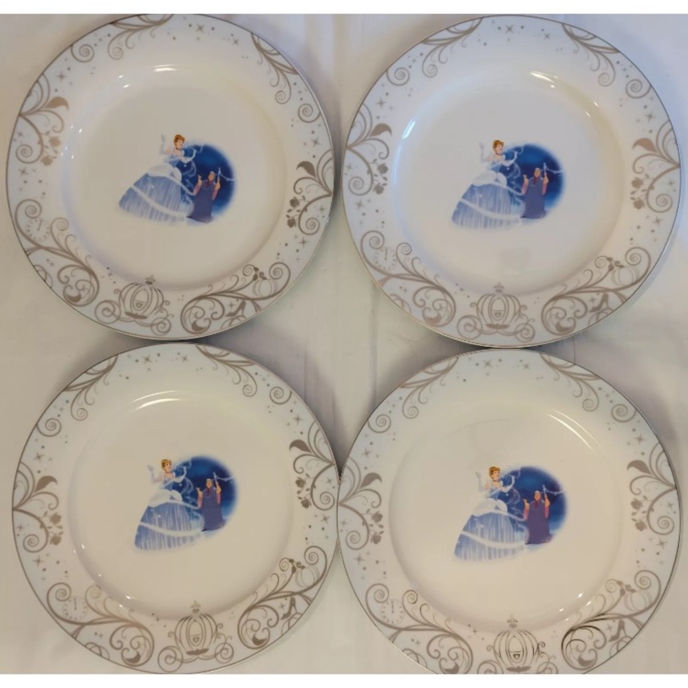 Zrike Disney CINDERELLA 10" Dinner Plates Set of 4 Fairy Godmother Princess